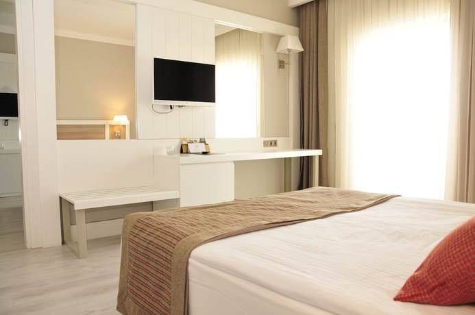 Imagen de la habitación del Hotel Port River - All Inclusive. Foto 11