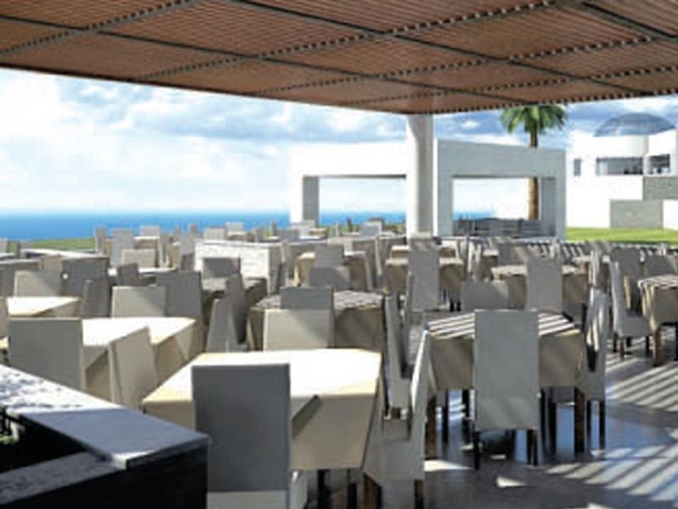 Imagen general del Hotel Port Royal Villas and Spa. Foto 7