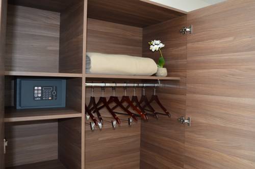 Imagen de la habitación del Hotel Port Toga. Foto 7