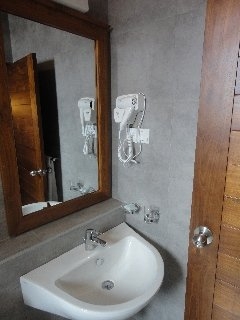 Imagen de la habitación del Hotel Port View City. Foto 13