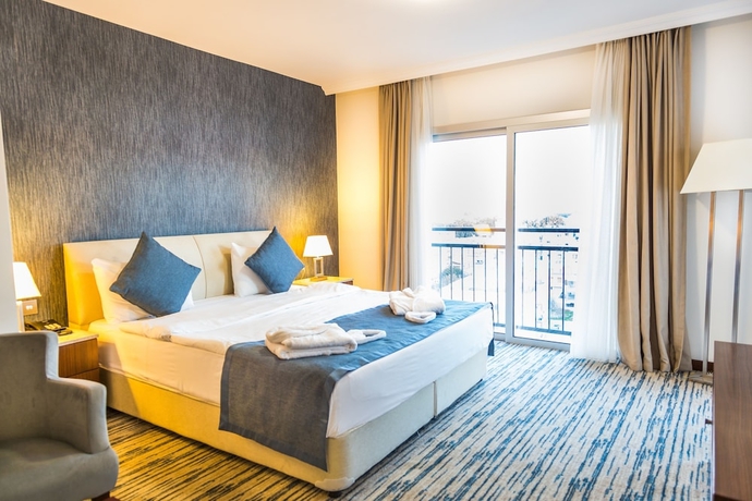 Imagen de la habitación del Hotel Port View. Foto 11