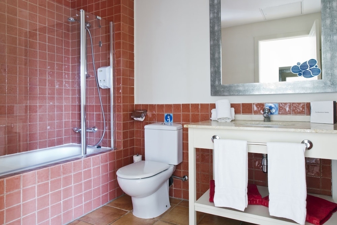 Imagen de la habitación del Hotel PortAventura Hotel Roulette. Foto 9