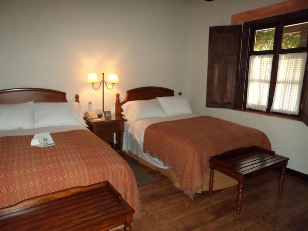 Imagen de la habitación del Hotel Porta Antigua. Foto 2