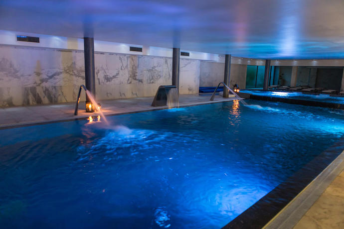 Imagen de la piscina del Hotel Porta Do Sol Conference Center and Spa. Foto 13