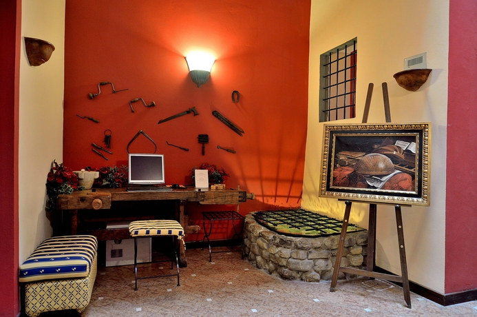 Imagen de los interiores del Hotel Porta Faenza. Foto 8