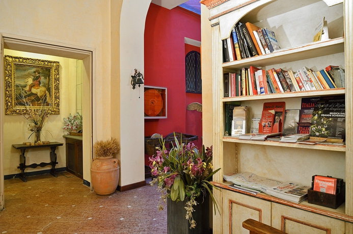 Imagen de los interiores del Hotel Porta Faenza. Foto 9