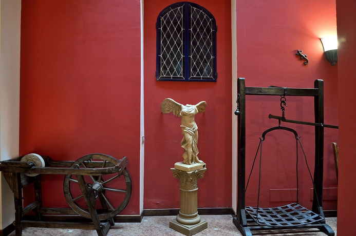 Imagen de los interiores del Hotel Porta Faenza. Foto 16