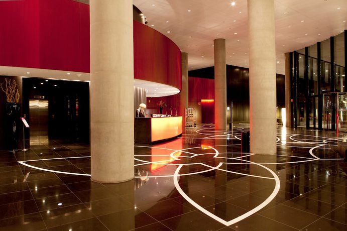 Imagen de los interiores del Hotel Porta Fira. Foto 16