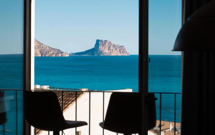 Imagen de los interiores del Hotel Porta Nova Suites Altea - Adults Only. Foto 10