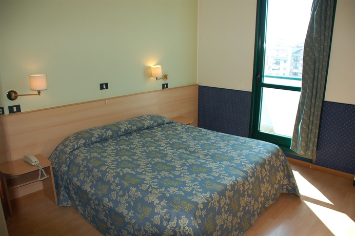 Imagen de la habitación del Hotel Porta Palio. Foto 8