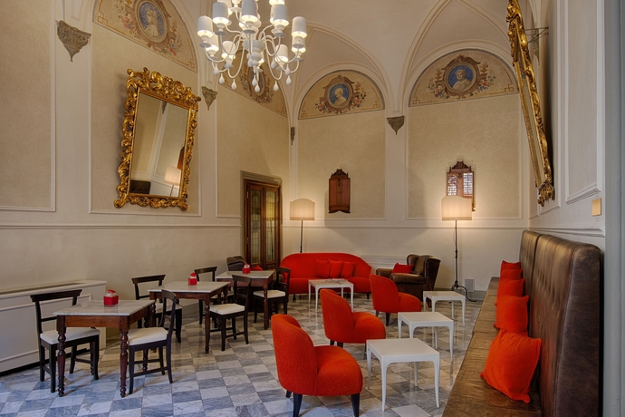 Imagen del bar/restaurante del Hotel Porta Rossa Hotel Firenze, Colbert Collection. Foto 3