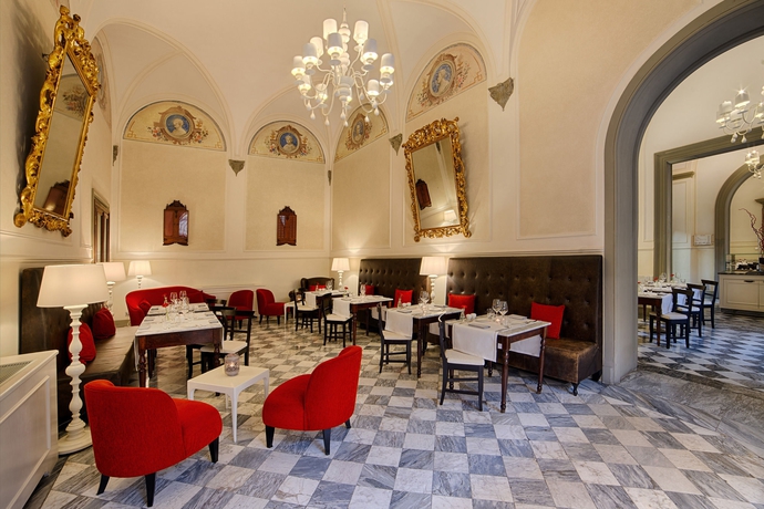 Imagen del bar/restaurante del Hotel Porta Rossa Hotel Firenze, Colbert Collection. Foto 7