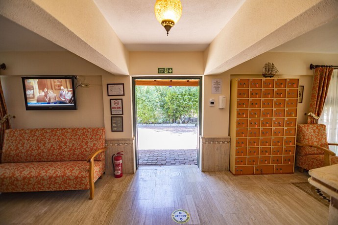 Imagen de los interiores del Hotel Portakal Dalyan. Foto 15