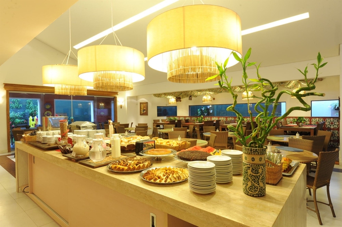 Imagen del bar/restaurante del Hotel Portal Da Praia. Foto 6