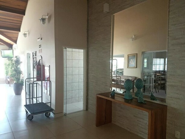 Imagen general del Hotel Portal Das &Aacute;guas, Jaguari&uacute;na. Foto 13