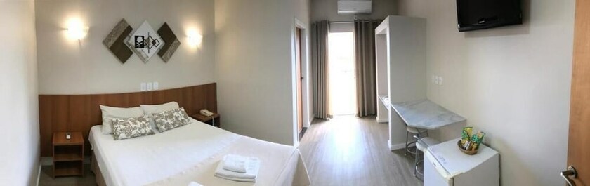 Imagen de la habitación del Hotel Portal Das &Aacute;guas, Jaguari&uacute;na. Foto 24