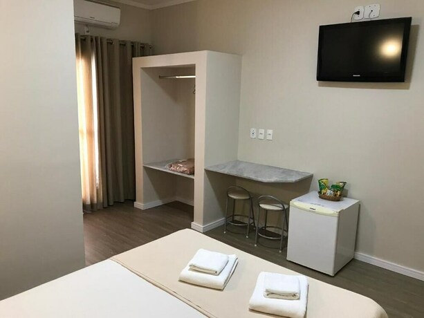 Imagen de la habitación del Hotel Portal Das &Aacute;guas, Jaguari&uacute;na. Foto 29