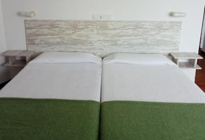 Imagen de la habitación del Hotel Portal De La Rioja. Foto 8