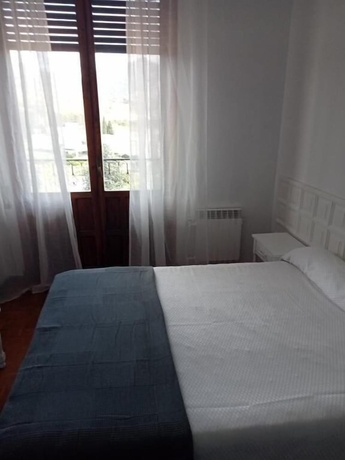 Imagen de la habitación del Hotel Portal De La Rioja. Foto 13