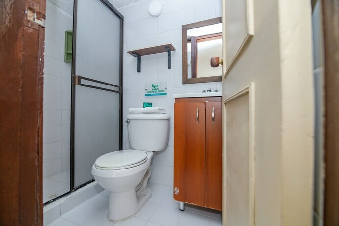 Imagen de la habitación del Hotel Portal De Milán. Foto 20