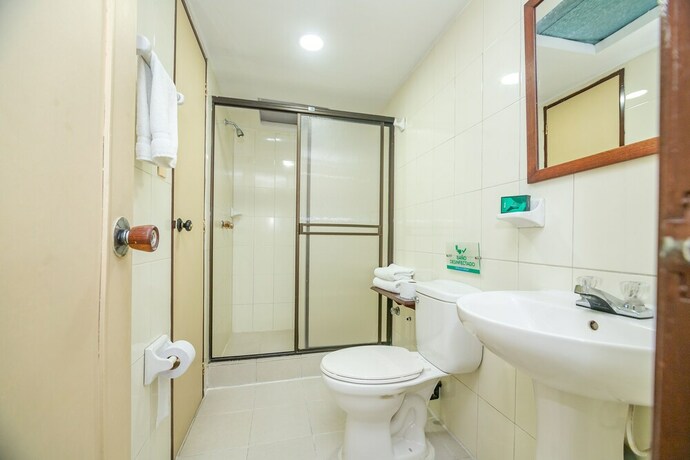 Imagen de la habitación del Hotel Portal De Milán. Foto 25