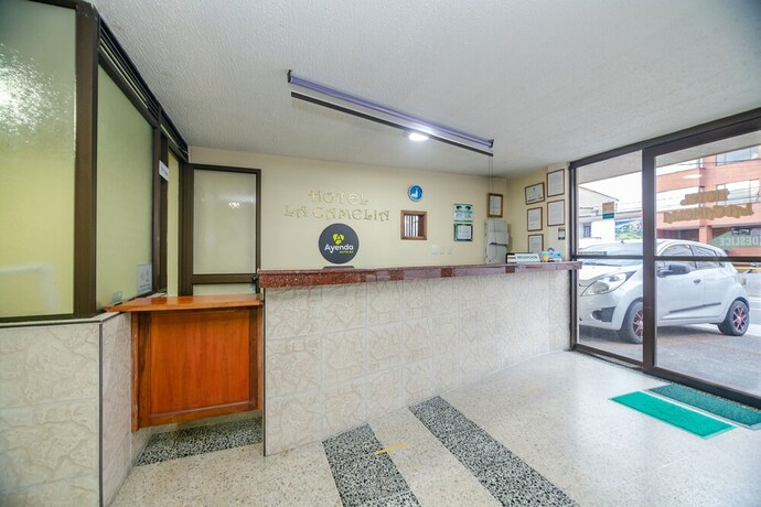 Imagen de los interiores del Hotel Portal De Milán. Foto 37