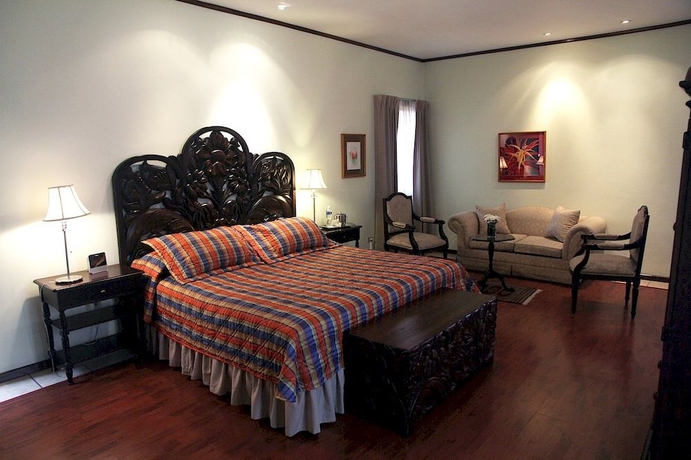 Imagen de la habitación del Hotel Portal Del Angel. Foto 3