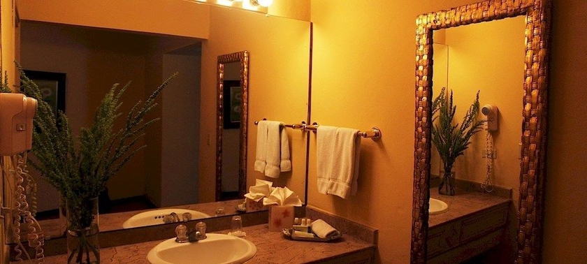 Imagen de la habitación del Hotel Portal Del Angel. Foto 8