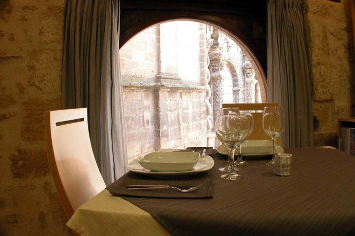 Imagen del bar/restaurante del Hotel Portal Del Matarra&ntilde;a. Foto 3