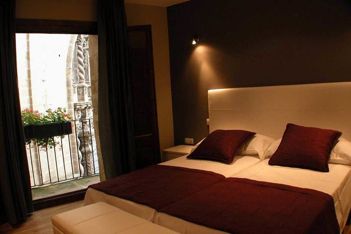 Imagen de la habitación del Hotel Portal Del Matarra&ntilde;a. Foto 5