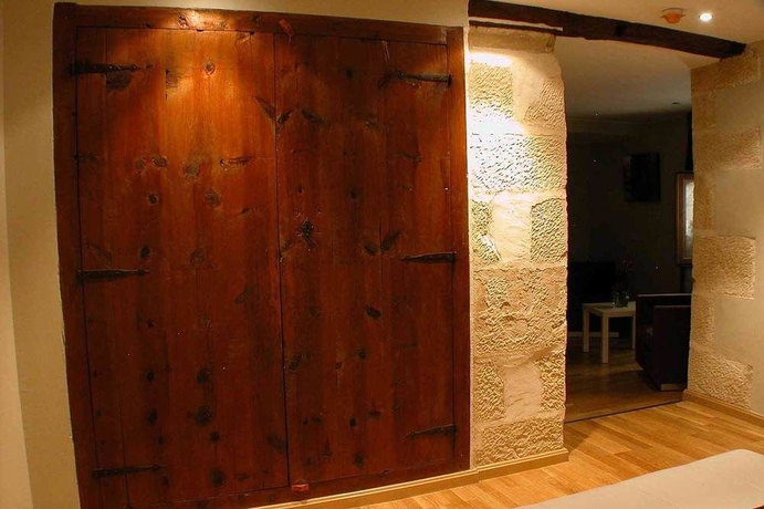 Imagen de los interiores del Hotel Portal Del Matarra&ntilde;a. Foto 7