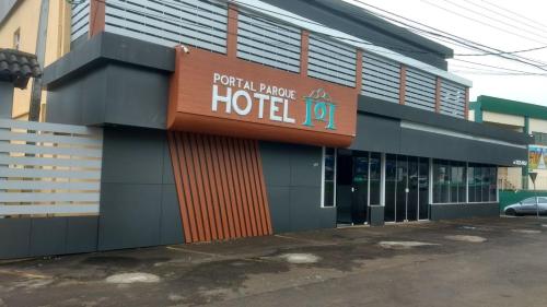 Imagen de la habitación del Hotel Portal Parque. Foto 8