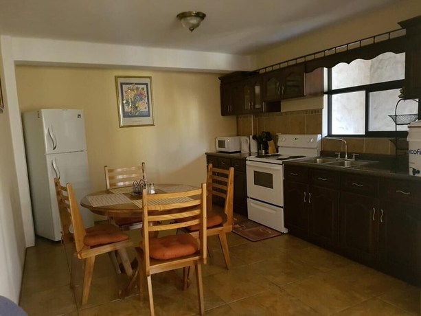 Imagen de la habitación del Hotel Portal de Occidente. Foto 7