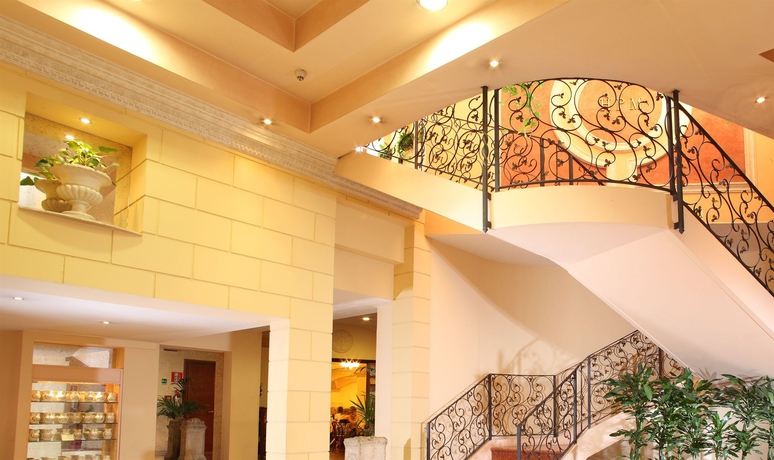 Imagen de los interiores del Hotel Portamaggiore. Foto 10