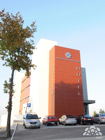 Imagen general del Hotel Portas De Santa Rita. Foto 2