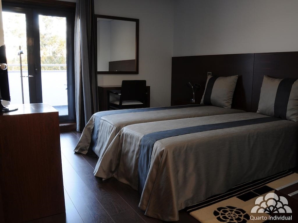 Imagen general del Hotel Portas De Santa Rita. Foto 3