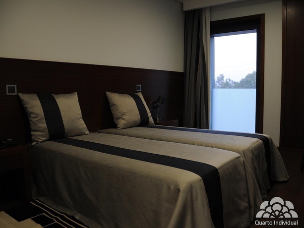 Imagen general del Hotel Portas De Santa Rita. Foto 4