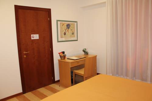 Imagen de la habitación del Hotel Portavaldera. Foto 4