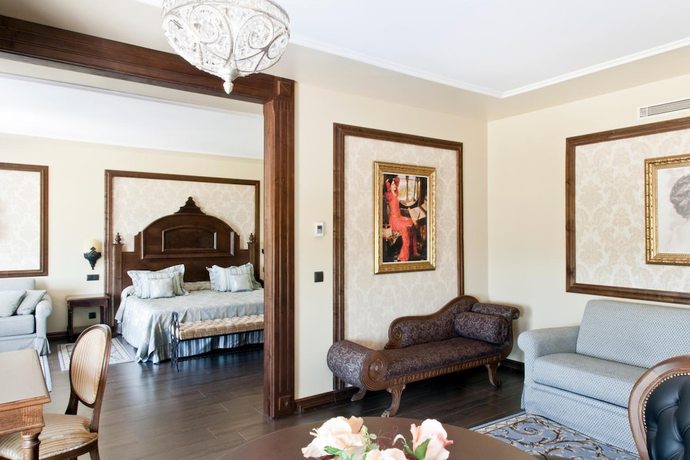 Imagen de la habitación del Hotel Portaventura Lucy’s Mansion - Theme Park Tickets Included. Foto 8