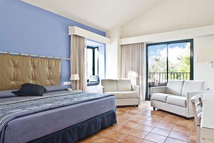 Imagen de la habitación del Hotel Portaventura - Theme Park Tickets Included. Foto 9