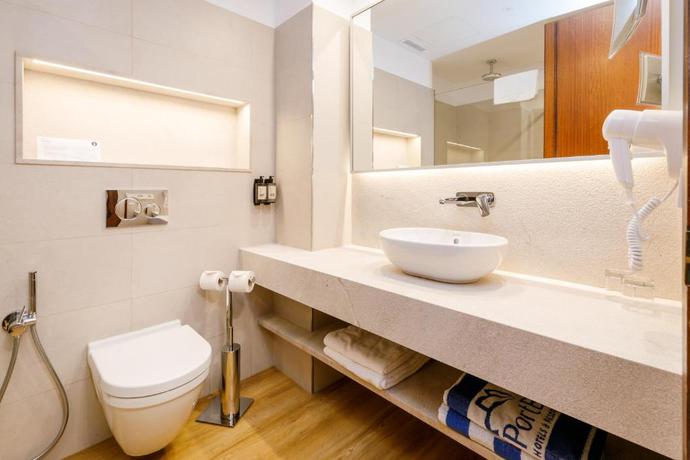 Imagen de la habitación del Hotel Portblue Club Pollentia Resort. Foto 20