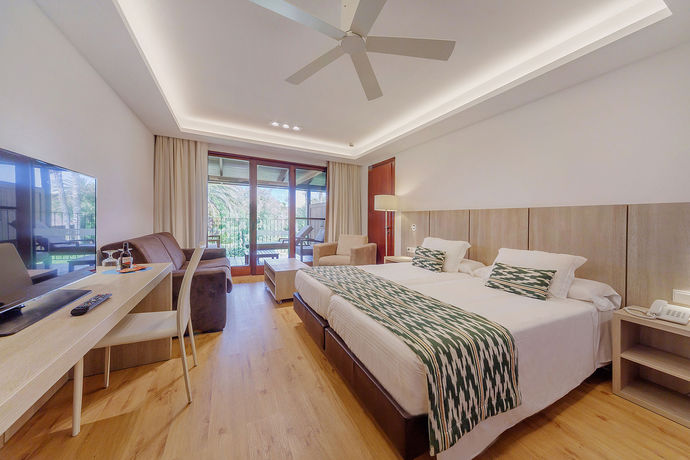 Imagen de la habitación del Hotel Portblue Club Pollentia Resort. Foto 22