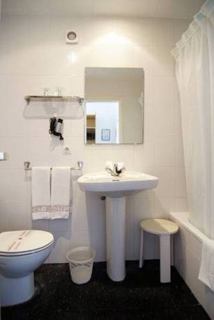 Imagen general del Hotel Portbo. Foto 6