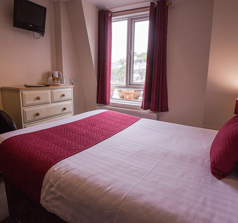Imagen de la habitación del Hotel Portbyhan. Foto 12