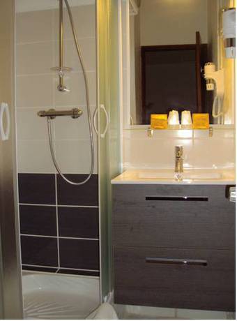 Imagen de la habitación del Hotel Porte De Camargue. Foto 4