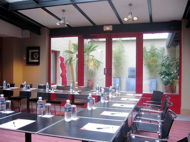 Imagen de los interiores del Hotel Porte De Versailles. Foto 11