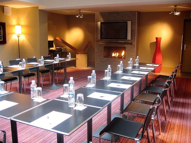 Imagen de los interiores del Hotel Porte De Versailles. Foto 12