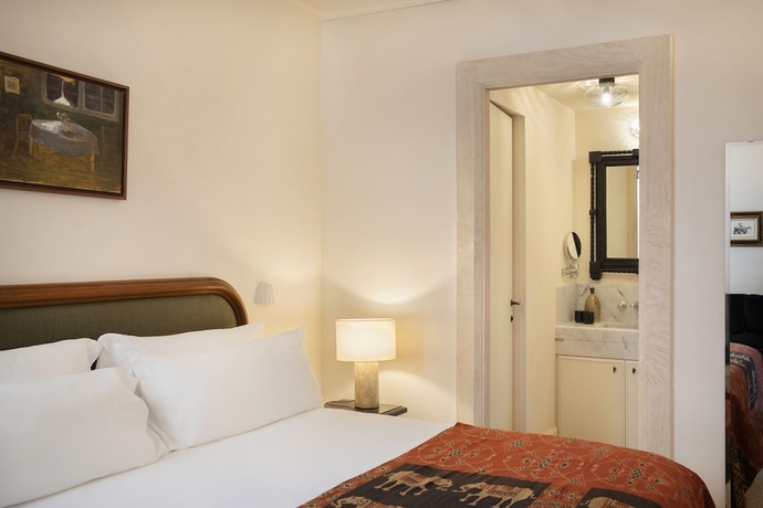 Imagen de la habitación del Hotel Portella. Foto 11