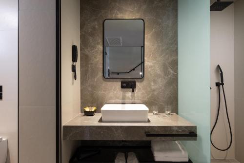 Imagen general del Hotel Portes Lithos Luxury Resort. Foto 2