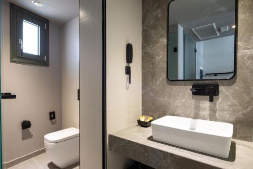 Imagen general del Hotel Portes Lithos Luxury Resort. Foto 4